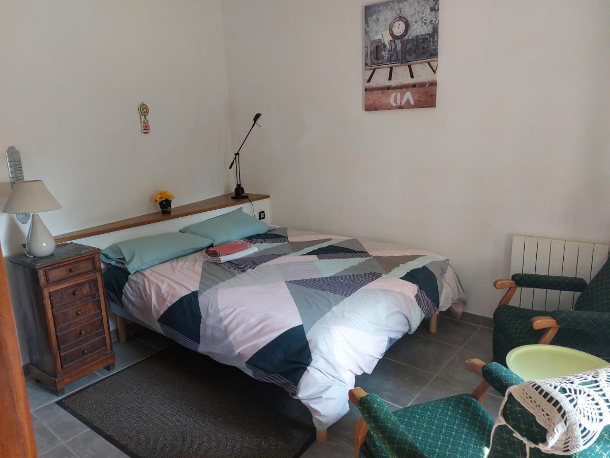 Chambre D'Hote La Garde-Adhémar Buitenkant foto